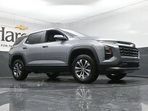 New 2026 Chevrolet Equinox LT w/ Safety and Technology Package FWD image 2