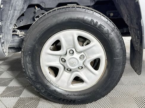 Used 2019 Toyota Tundra SR5 RWD image 34