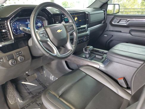 Used 2023 Chevrolet Silverado 1500 LTZ RWD image 16