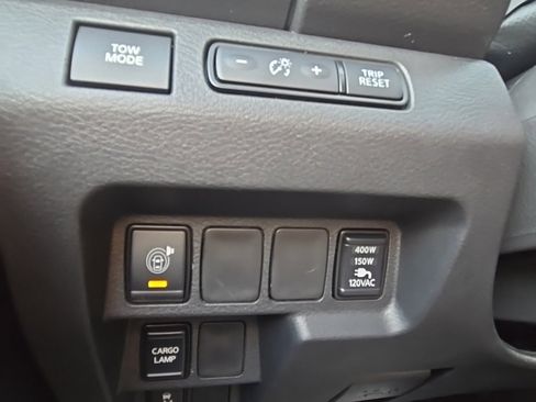 New 2026 Nissan Frontier SV image 13