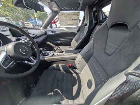 New 2025 MAZDA MX-5 Miata RF Club image 6