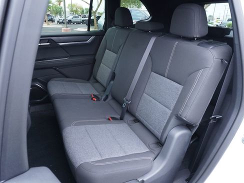 New 2025 GMC Acadia Elevation w/ Super Cruise Package image 9