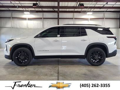 New 2025 Chevrolet Traverse LT w/ Midnight/Sport Edition