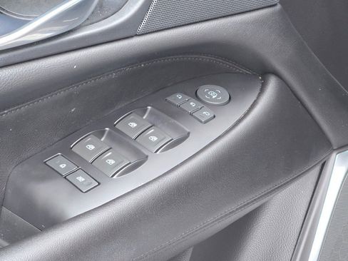 Used 2019 Cadillac Escalade Premium Luxury image 21