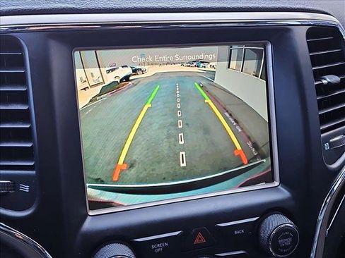 Used 2017 Jeep Grand Cherokee Limited w/ Luxury Group II image 13