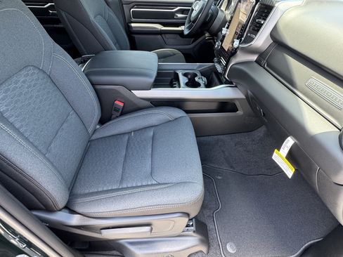New 2026 RAM 1500 Big Horn AWD/4WD image 15