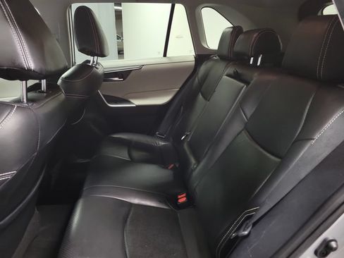 Used 2020 Toyota RAV4 XLE FWD image 27