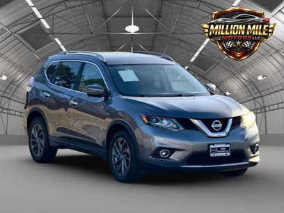 Used 2016 Nissan Rogue SL w/ SL Premium Package