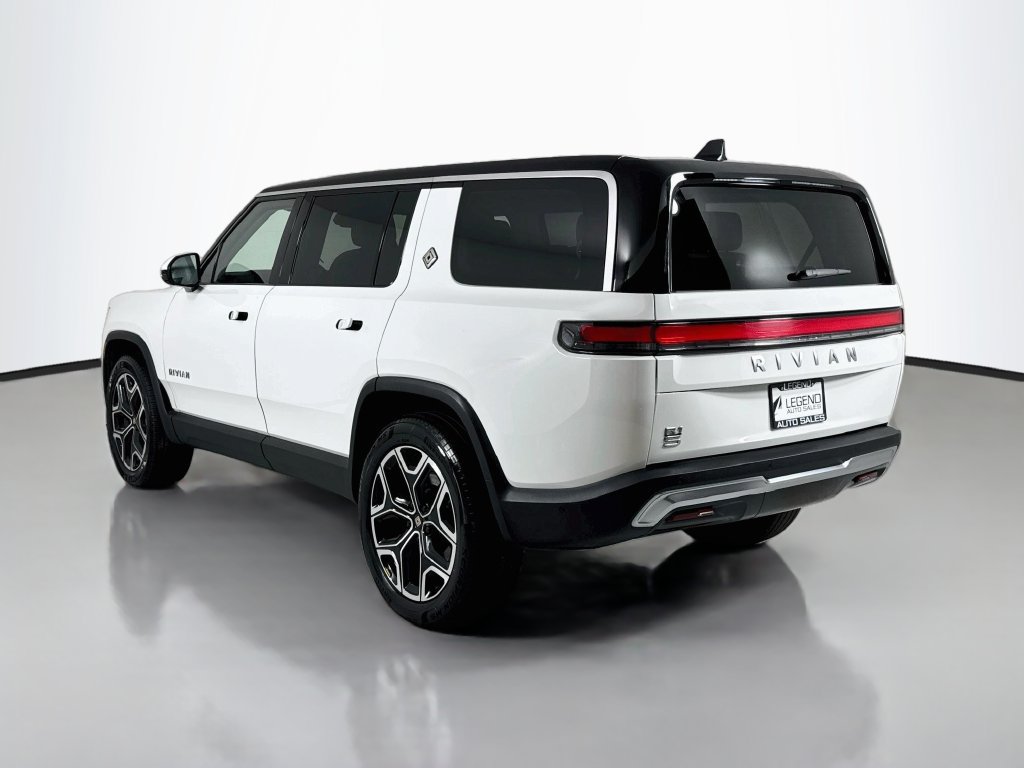 Used 2025 Rivian R1S Adventure Dual AWD/4WD image 8