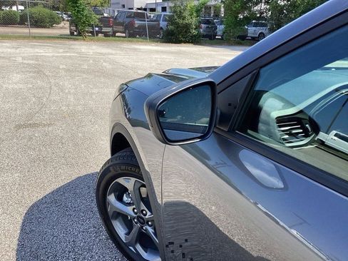 New 2025 Ford Escape ST-Line w/ Equipment Group 301A image 22