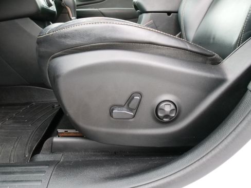 Used 2014 Jeep Cherokee Limited image 17