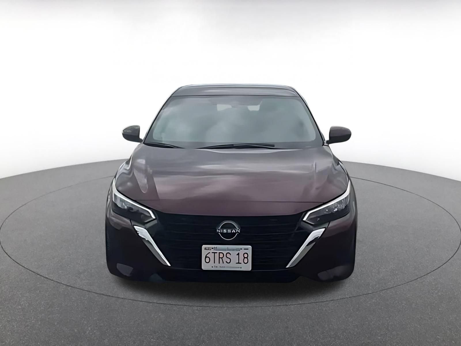Used 2025 Nissan Sentra SV FWD image 2