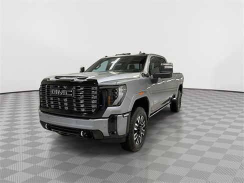 New 2026 GMC Sierra 2500 Denali Ultimate w/ Max Trailering Package image 4