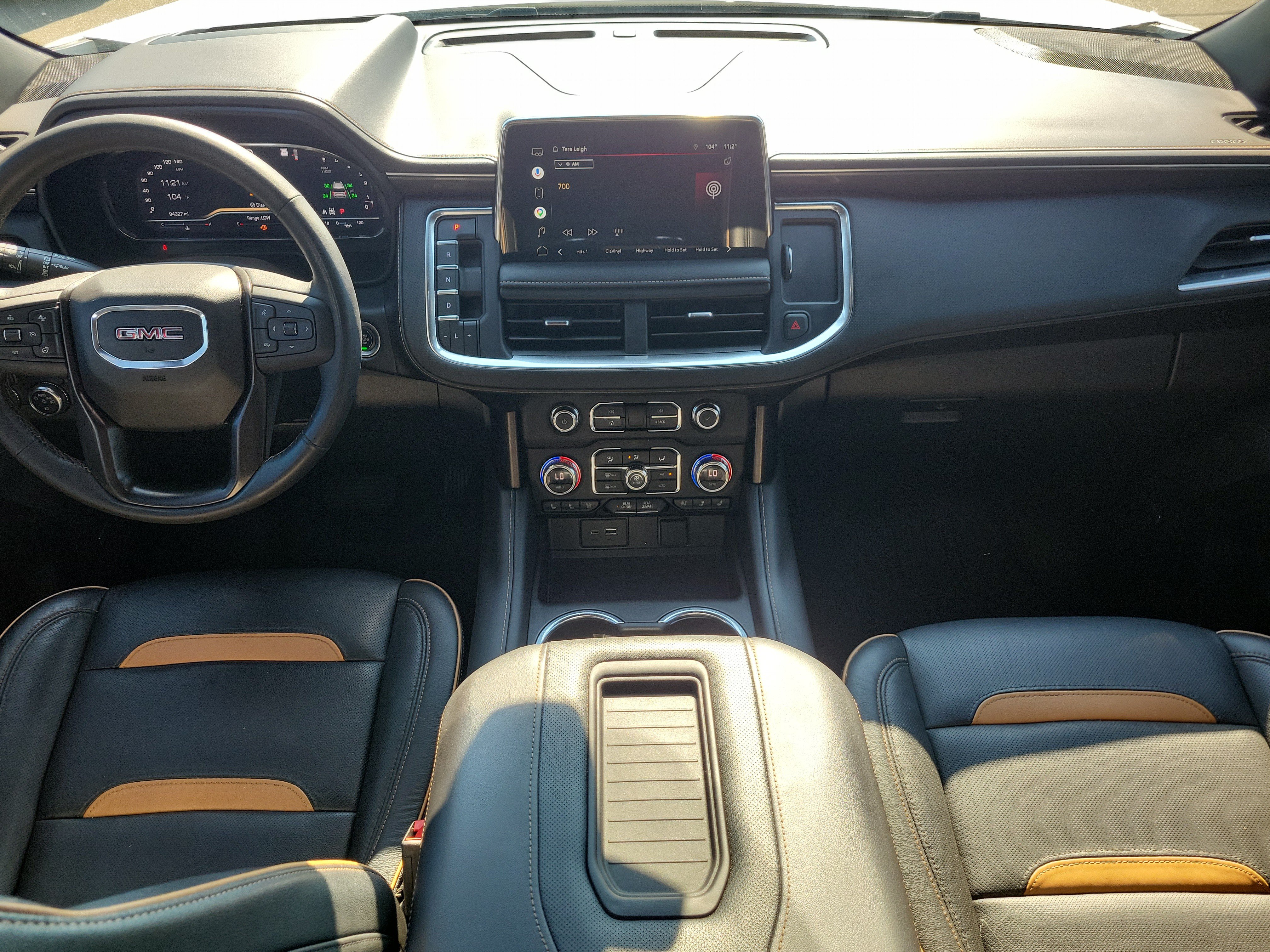 Used 2022 GMC Yukon AT4 w/ AT4 Premium Package AWD/4WD image 9