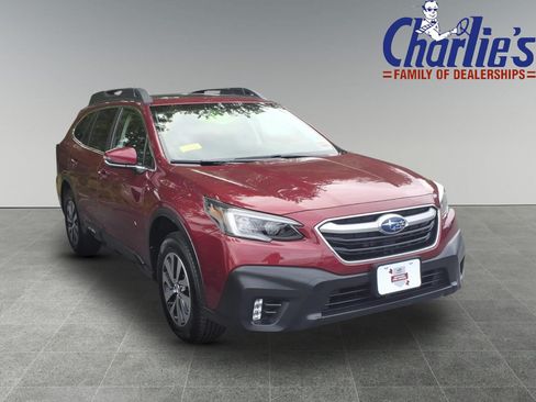 Certified 2022 Subaru Outback Premium AWD/4WD image 3