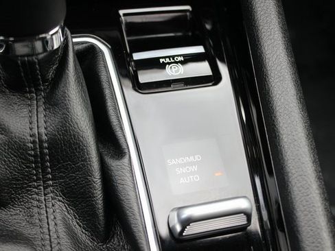 Used 2024 Jeep Compass Limited w/ High Altitude Package image 11