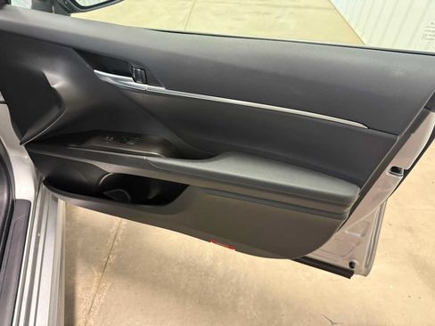 Certified 2024 Toyota Camry SE w/ Cold Weather Package FWD image 29
