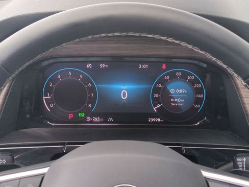 Used 2025 Volkswagen Atlas SEL AWD/4WD image 14