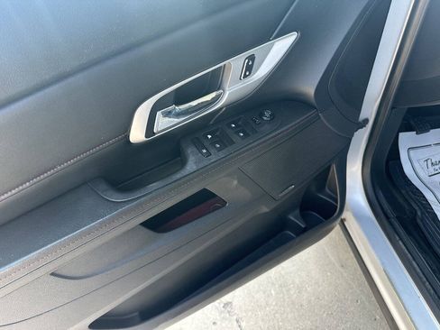 Used 2015 GMC Terrain SLT w/ Chrome Appearance Package FWD image 14