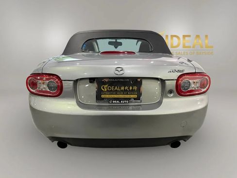 Used 2012 MAZDA MX-5 Miata Touring w/ Suspension Pkg RWD image 5
