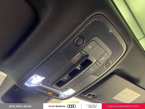 Used 2023 Audi Q3 2.0T Premium Plus w/ Premium Plus Package AWD/4WD image 32