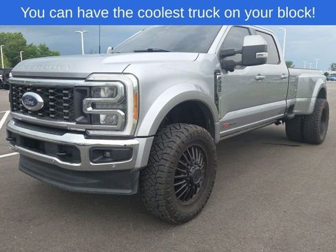 Used 2023 Ford F450 Lariat w/ Lariat Ultimate Package AWD/4WD image 2
