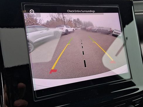 Used 2024 Jeep Grand Cherokee Altitude image 18