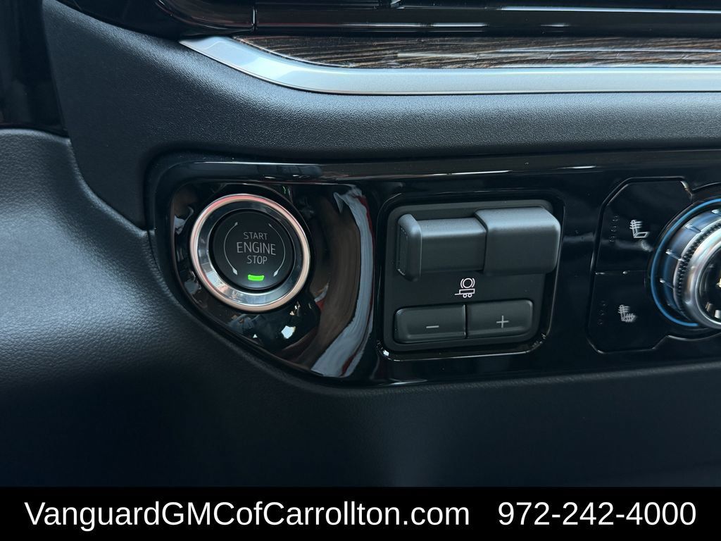 New 2026 GMC Sierra 1500 Elevation w/ Elevation Premium Package AWD/4WD image 17