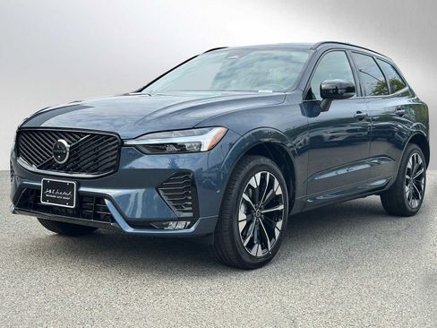 New 2026 Volvo XC60 B5 Plus w/ Protection Package Premier image 7