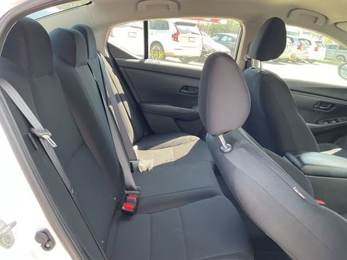 Used 2025 Nissan Sentra S image 11