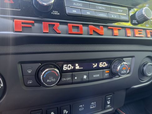 Used 2025 Nissan Frontier PRO-4X w/ Pro Convenience Package AWD/4WD image 37