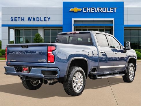Used 2025 Chevrolet Silverado 2500 High Country w/ Technology Package image 7