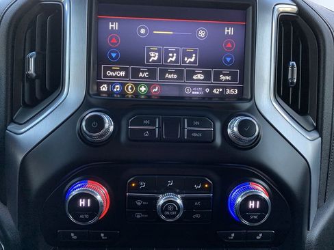 Used 2023 GMC Sierra 2500 SLE image 25