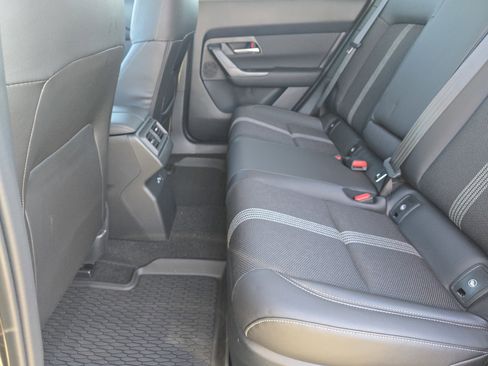 Certified 2025 MAZDA CX-50 2.5 Hybrid w/ Preferred Pkg image 10