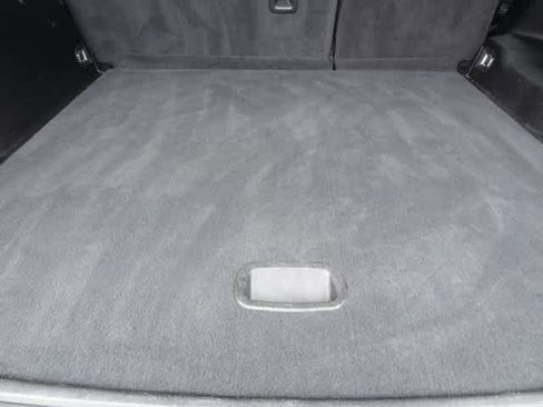 Used 2023 Jeep Grand Cherokee Limited image 20