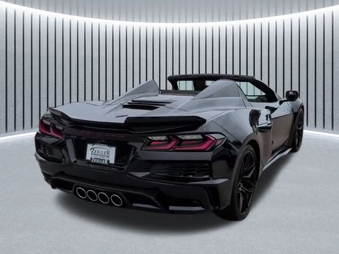 Used 2024 Chevrolet Corvette Z06 RWD image 13