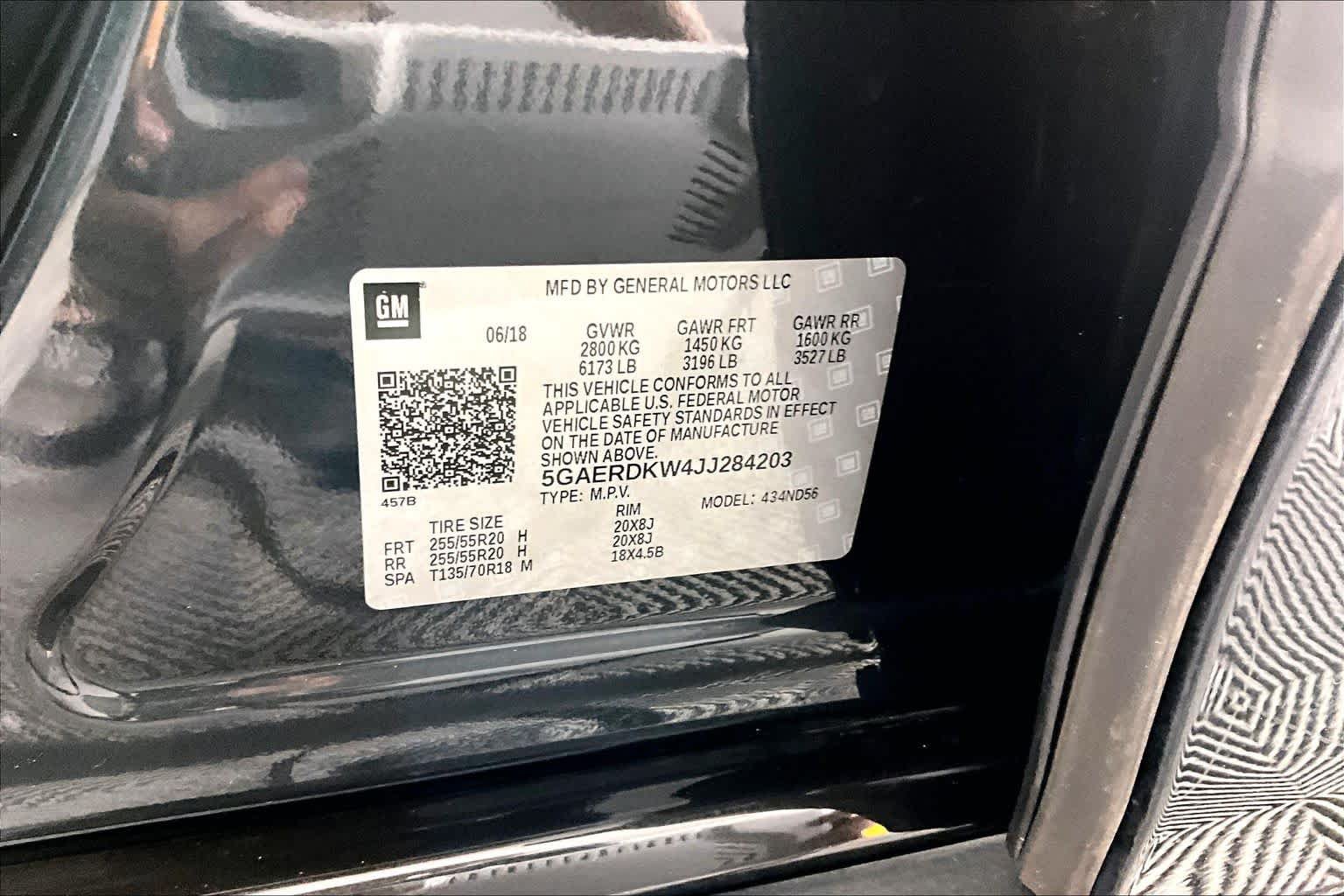 Used 2018 Buick Enclave Avenir w/ Avenir Technology Package FWD image 32