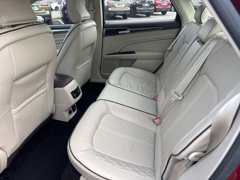 Used 2017 Ford Fusion Platinum image 25