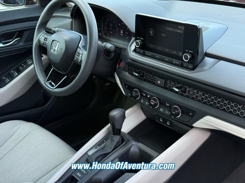 Certified 2024 Honda Accord EX image 11