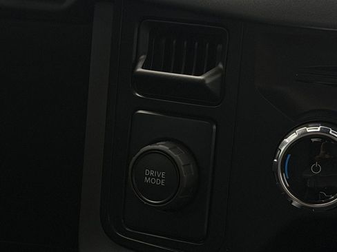 New 2025 Ford F150 XLT w/ Equipment Group 302A MID image 18