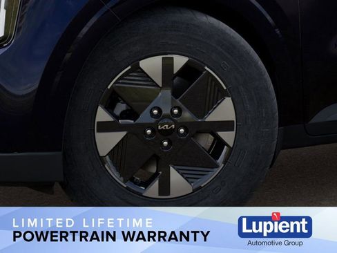 New 2026 Kia Carnival LXS image 11