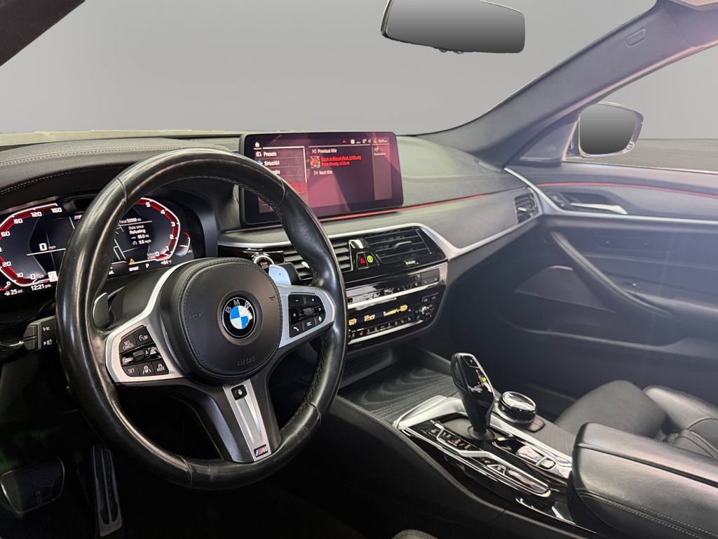 Used 2022 BMW M550i xDrive w/ Executive Package AWD/4WD image 16
