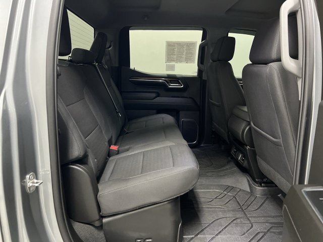 Used 2024 Chevrolet Silverado 1500 RST AWD/4WD image 26