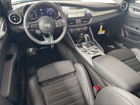 New 2026 Alfa Romeo Giulia w/ Driving Assist Package RWD image 19