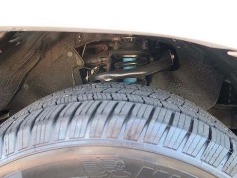 Used 2013 Toyota Tacoma PreRunner w/ TRD Sport Pkg image 9