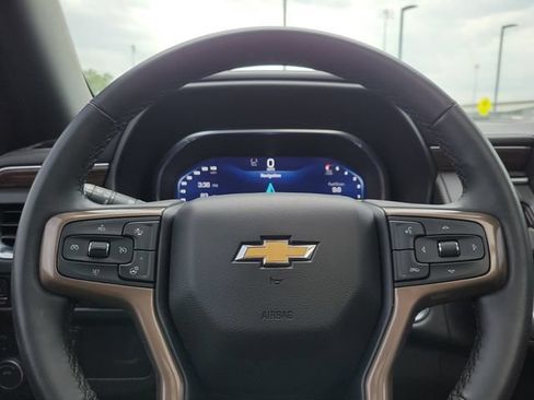 Used 2023 Chevrolet Tahoe High Country AWD/4WD image 12