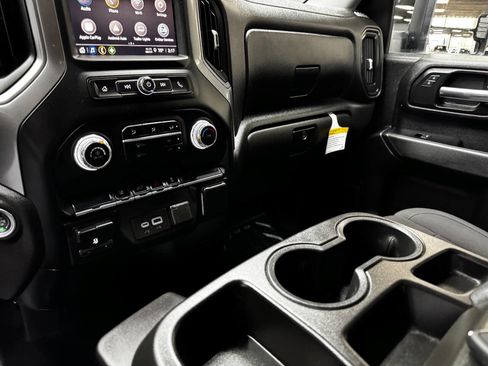 Used 2024 GMC Sierra 2500 Pro image 24