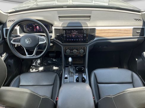 Used 2021 Volkswagen Atlas SEL FWD image 12