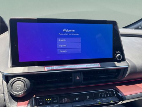 New 2026 Toyota Prius Plug-In Hybrid FWD image 11