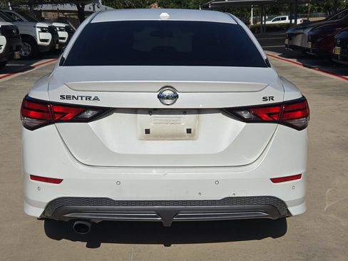 Used 2021 Nissan Sentra SR FWD image 4